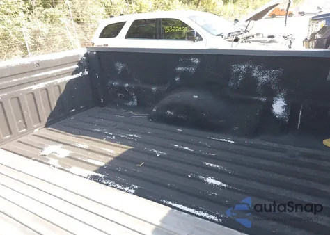 2005 Ford F-150 Stx/Xl/Xlt from USA, damaged, VIN 1FTRF12205NA57318